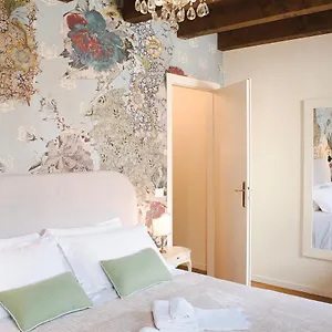 vicolo-amanti.hotelinveneto.com/